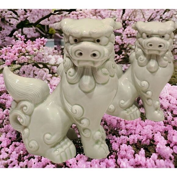 Foo Dogs 6" Green Wash Porcelain Shishi Figurines Vintage Set of 2 Komainu EUC - Picture 1 of 15
